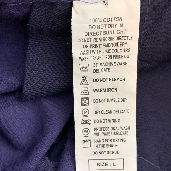 Shorts - Picture 3 of 7